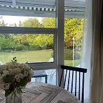 In Beautiful Nature Feriehus *